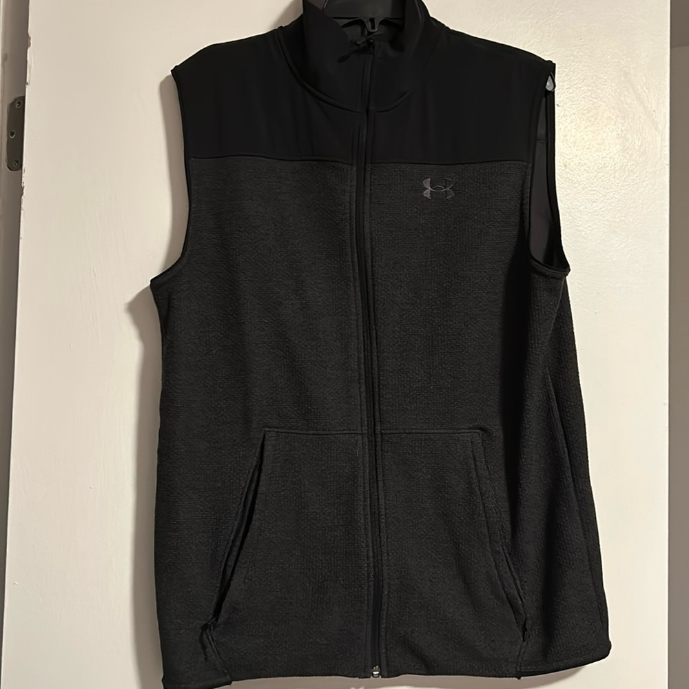 Under Armour Men’s Specialist Vest (Size L)
